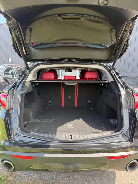 2021 Alfa Romeo Stelvio - Image 15 of 16