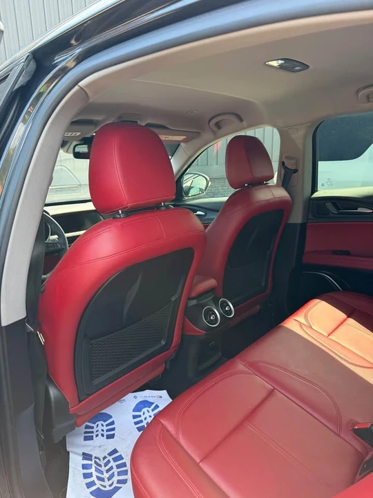 2021 Alfa Romeo Stelvio - Image 11 of 16