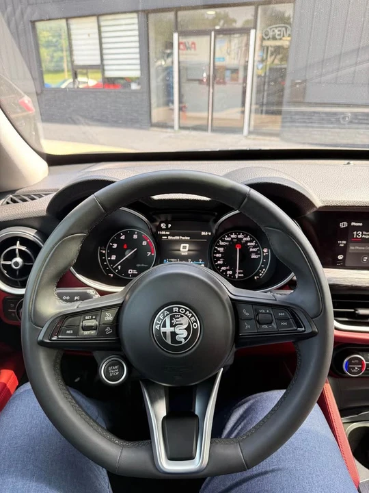 2021 Alfa Romeo Stelvio - Image 6 of 16