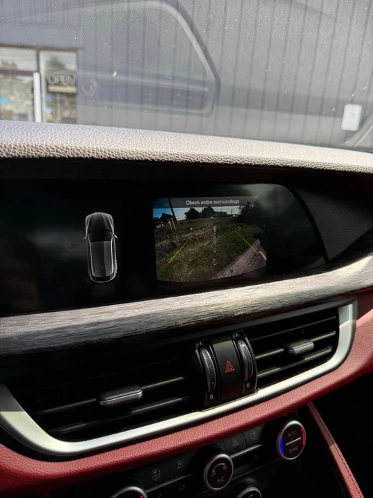 2021 Alfa Romeo Stelvio - Image 14 of 16