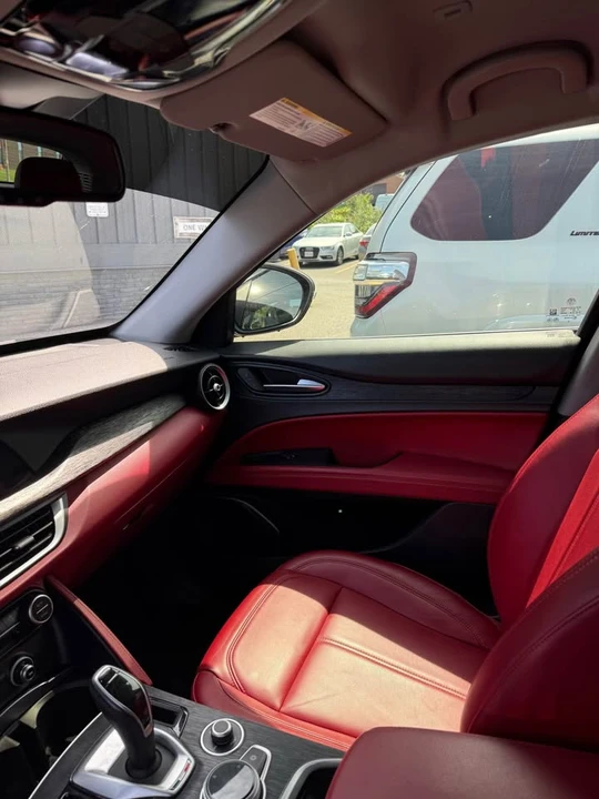 2021 Alfa Romeo Stelvio - Image 9 of 16