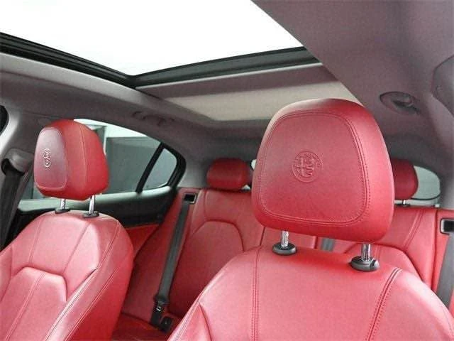 2021 Alfa Romeo Stelvio - Image 7 of 10