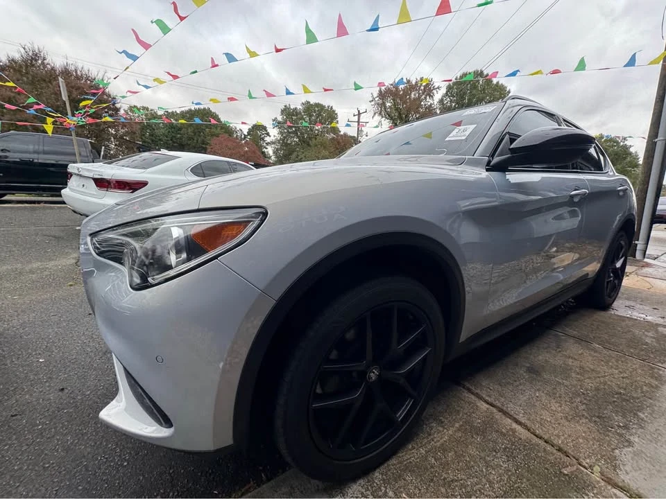 2021 Alfa Romeo Stelvio - Image 4 of 10