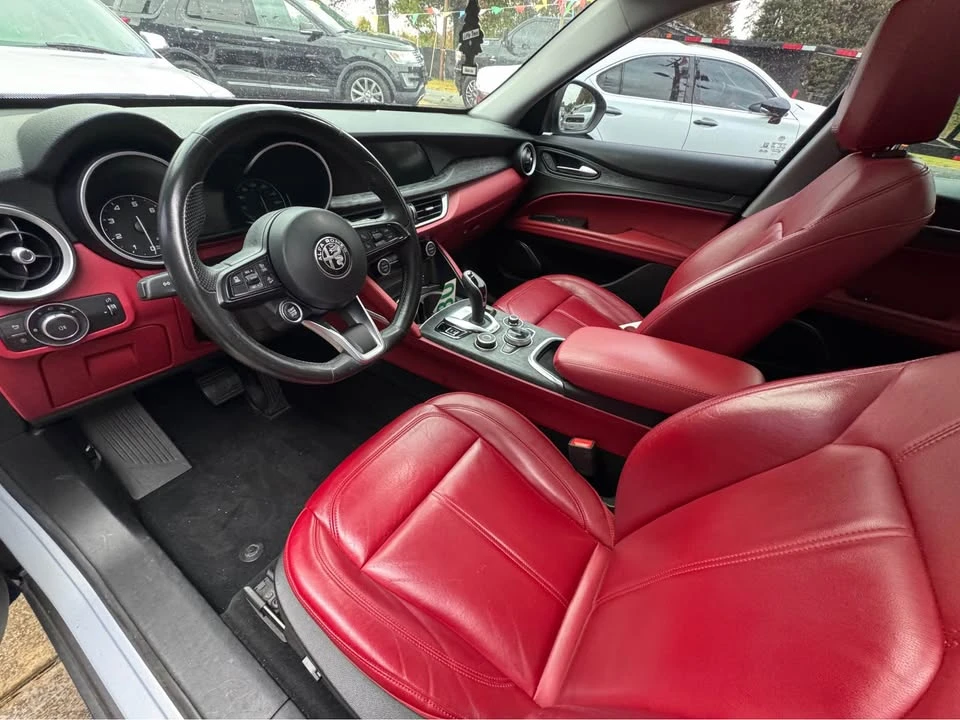 2021 Alfa Romeo Stelvio - Image 8 of 10
