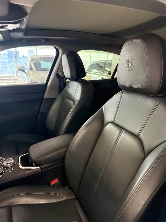 2021 Alfa Romeo Stelvio - Image 8 of 10