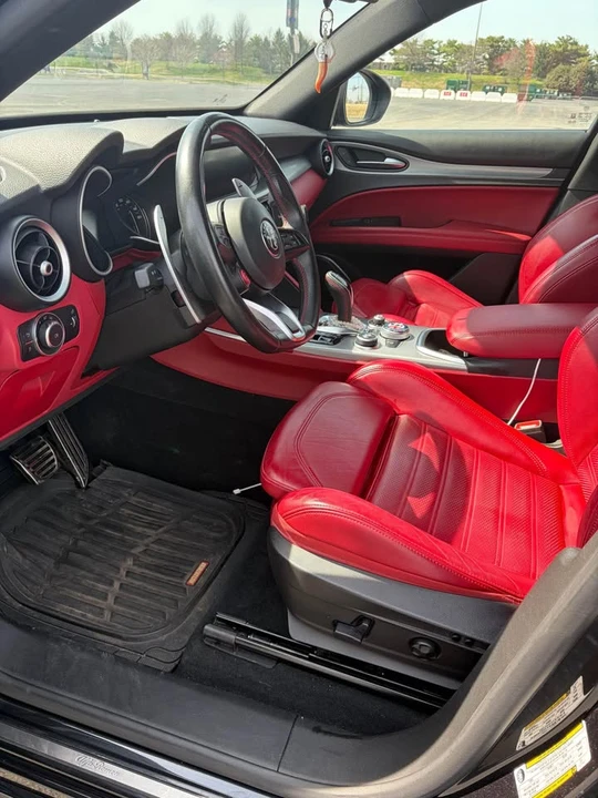 2021 Alfa Romeo Stelvio - Image 5 of 8