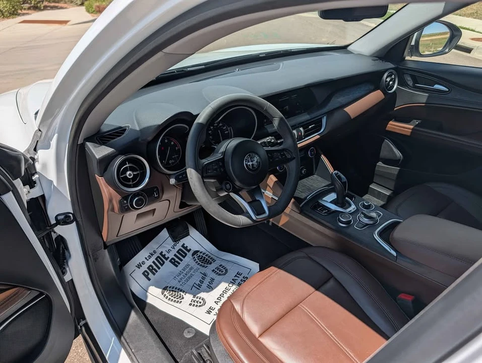 2021 Alfa Romeo Stelvio - Image 10 of 15