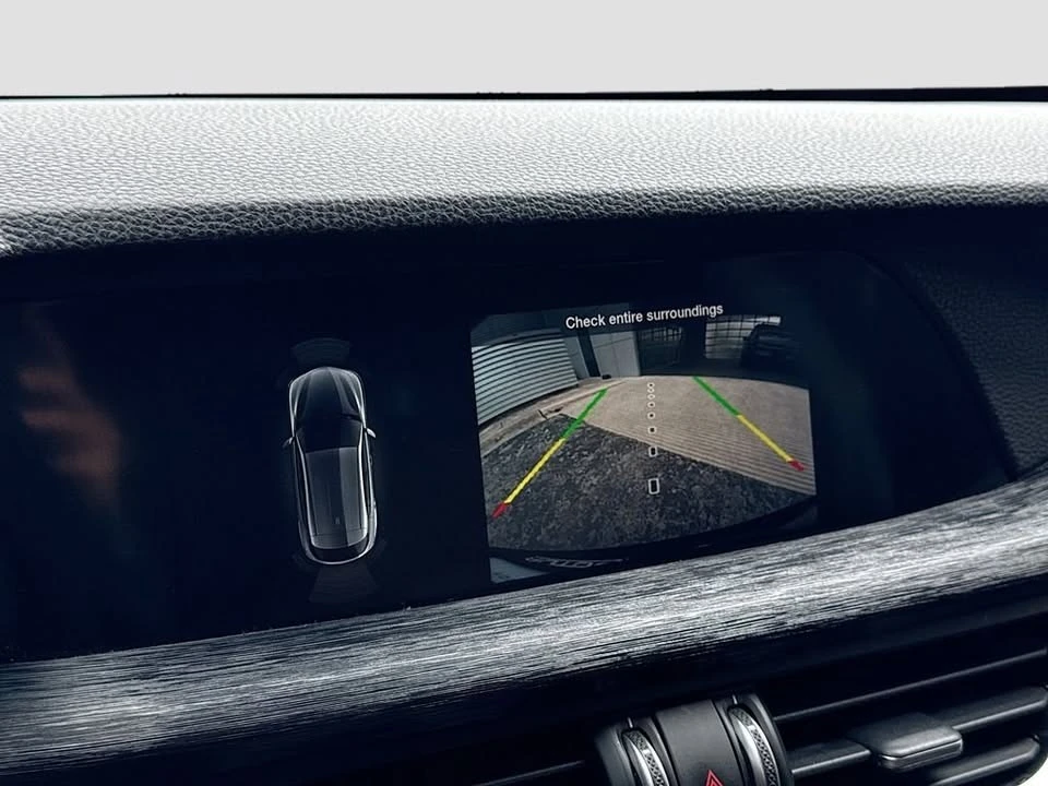 2021 Alfa Romeo Stelvio - Image 11 of 20