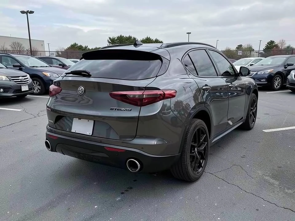 2021 Alfa Romeo Stelvio - Image 7 of 20
