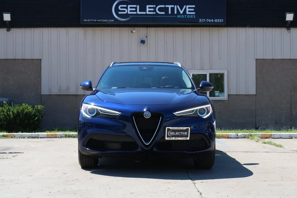2021 Alfa Romeo Stelvio - Image 2 of 20