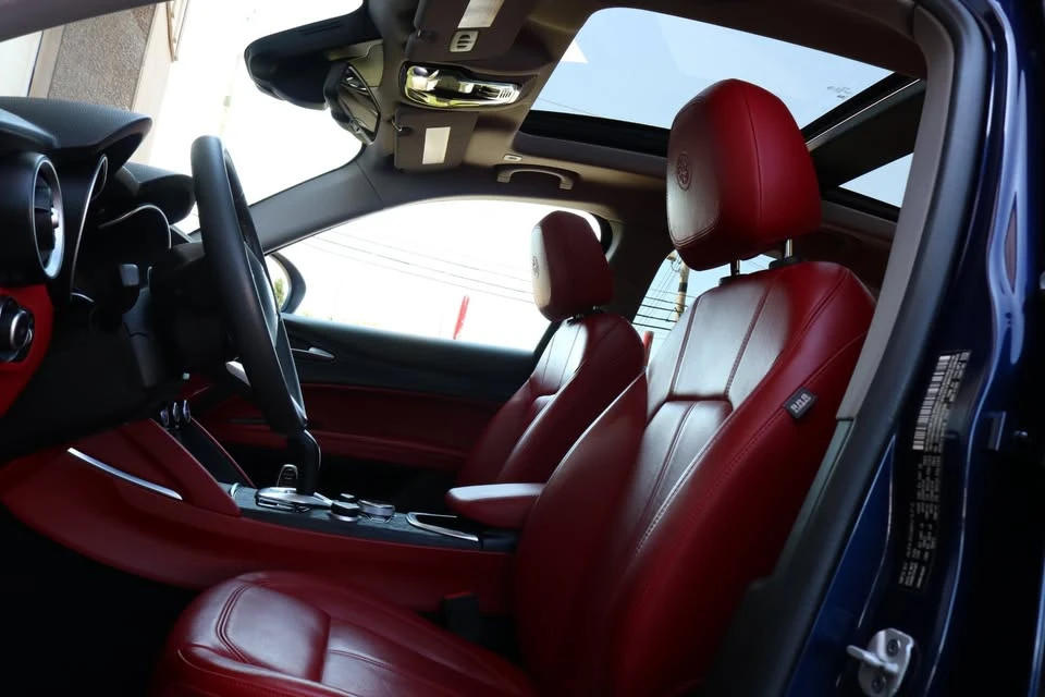 2021 Alfa Romeo Stelvio - Image 9 of 20