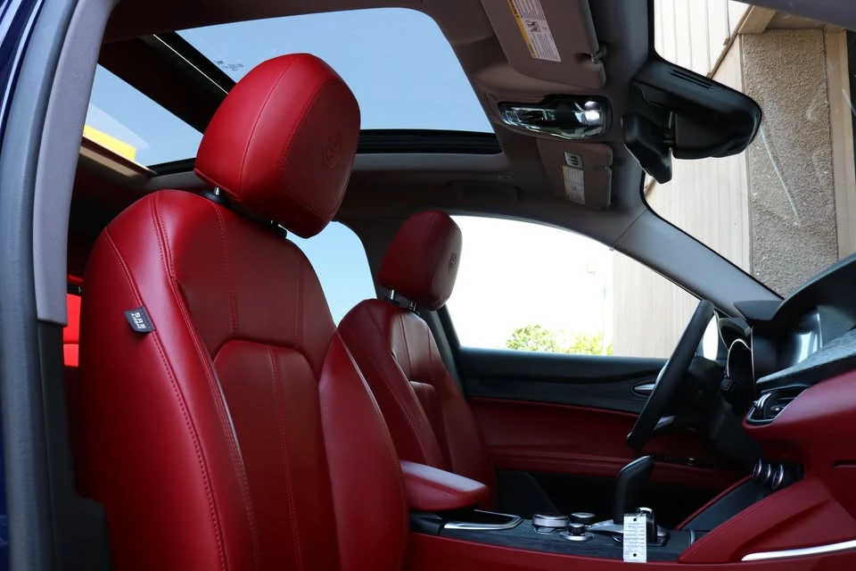2021 Alfa Romeo Stelvio - Image 19 of 20