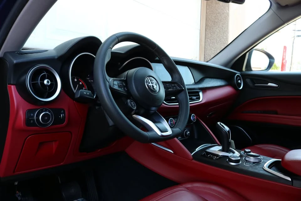 2021 Alfa Romeo Stelvio - Image 10 of 20
