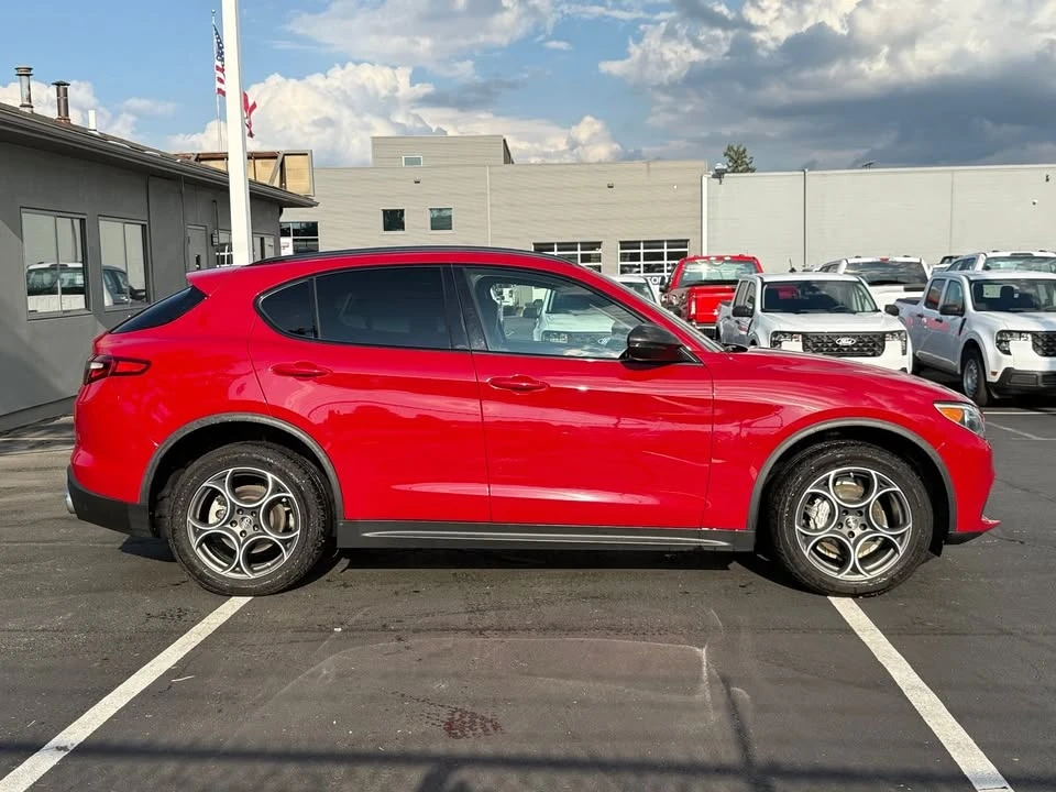 2021 Alfa Romeo Stelvio - Image 2 of 10