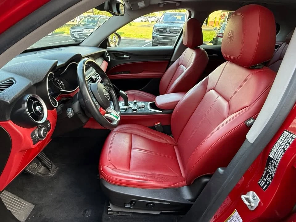 2021 Alfa Romeo Stelvio - Image 6 of 10