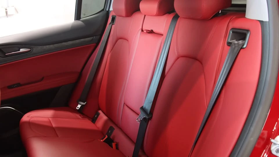 2021 Alfa Romeo Stelvio - Image 15 of 18
