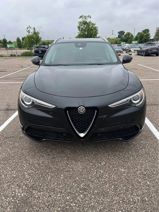 2021 Alfa Romeo Stelvio - Image 5 of 11