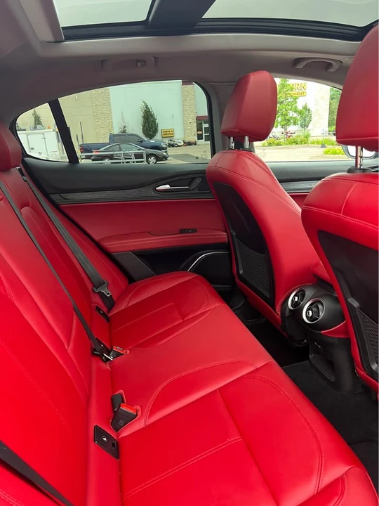 2021 Alfa Romeo Stelvio - Image 9 of 11