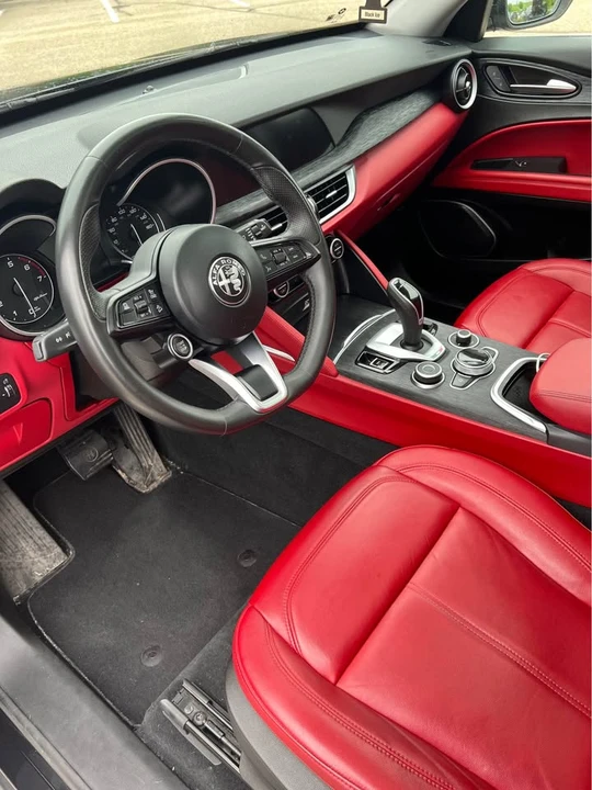 2021 Alfa Romeo Stelvio - Image 7 of 11