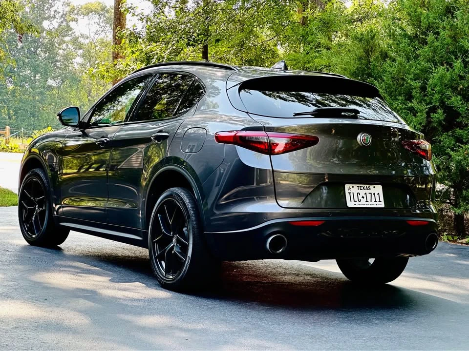 2021 Alfa Romeo Stelvio - Image 2 of 20