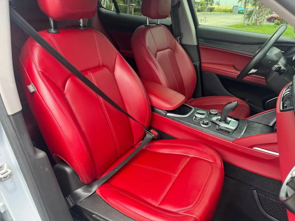 2021 Alfa Romeo Stelvio - Image 7 of 15