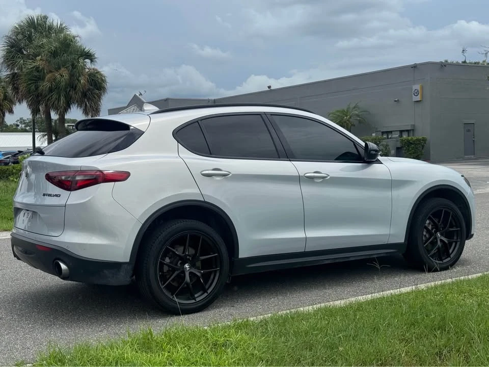 2021 Alfa Romeo Stelvio - Image 3 of 15