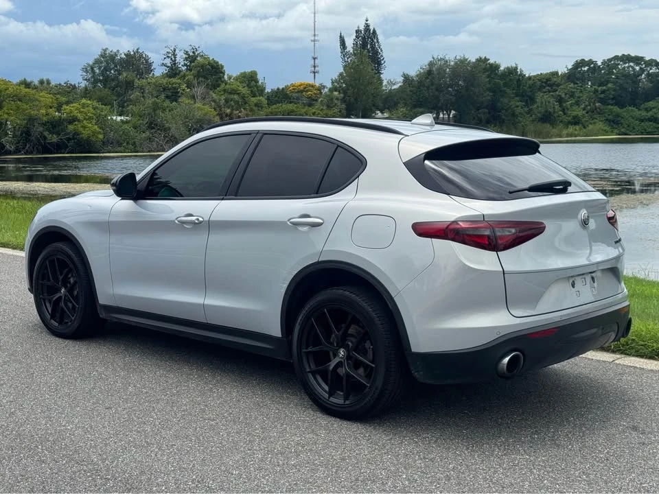 2021 Alfa Romeo Stelvio - Image 4 of 15