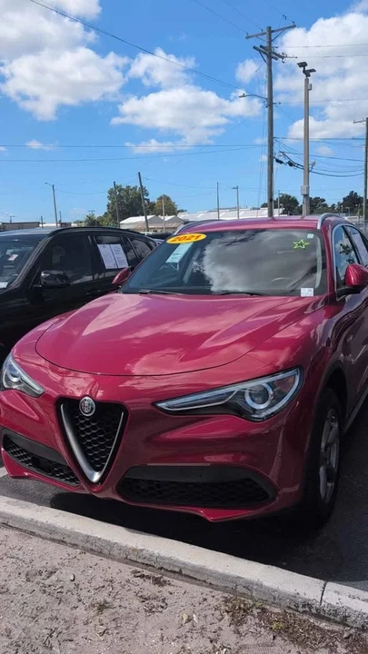 2021 Alfa Romeo Stelvio - Image 2 of 9