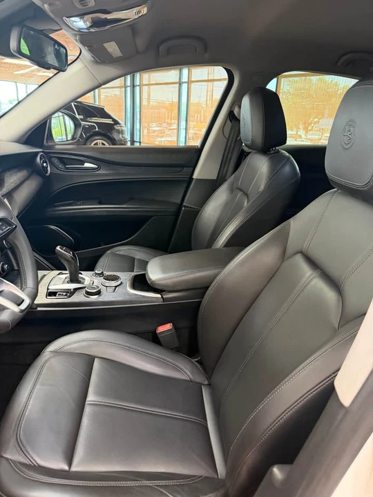 2021 Alfa Romeo Stelvio - Image 8 of 13