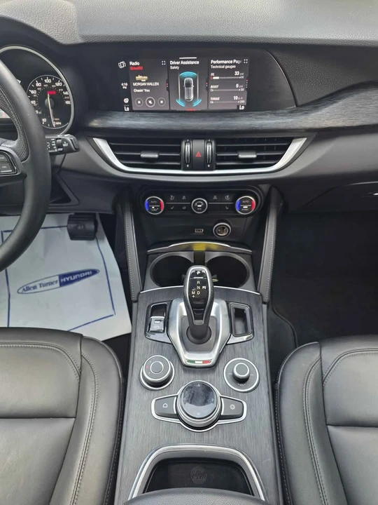 2021 Alfa Romeo Stelvio - Image 14 of 20
