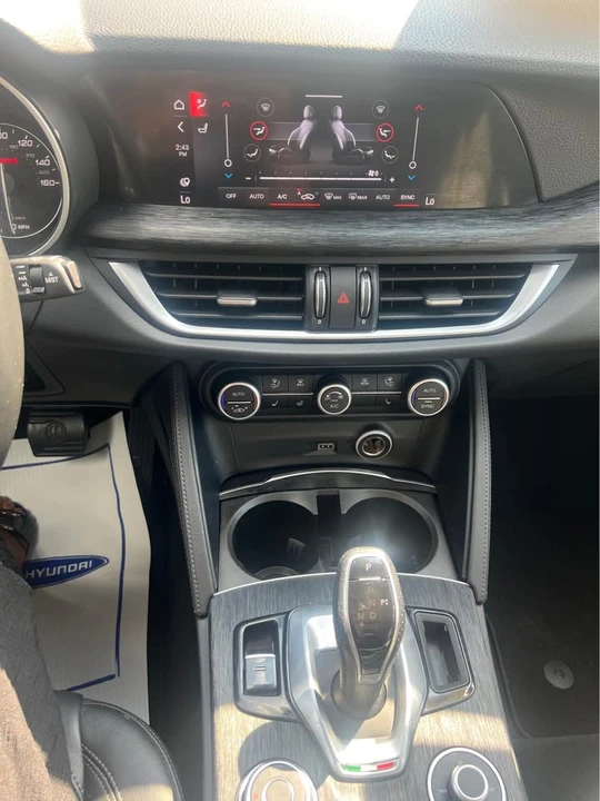 2021 Alfa Romeo Stelvio - Image 12 of 15