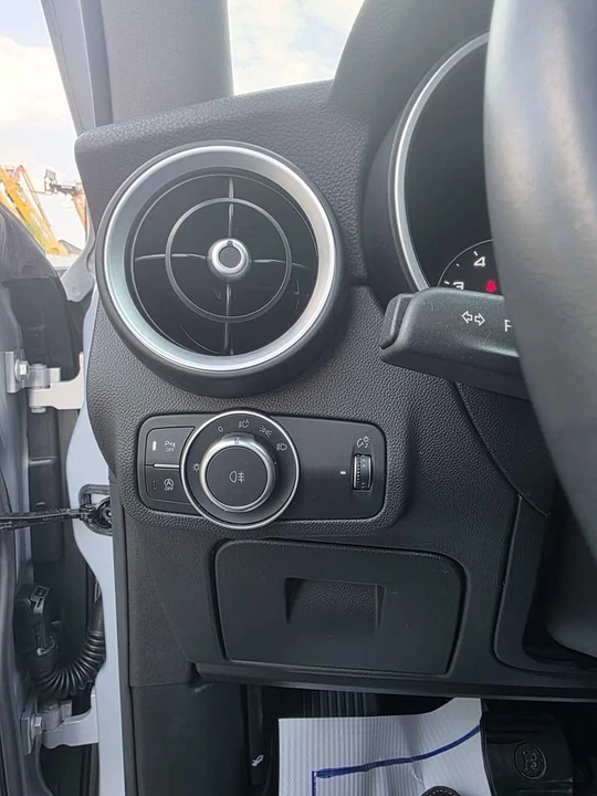 2021 Alfa Romeo Stelvio - Image 12 of 20