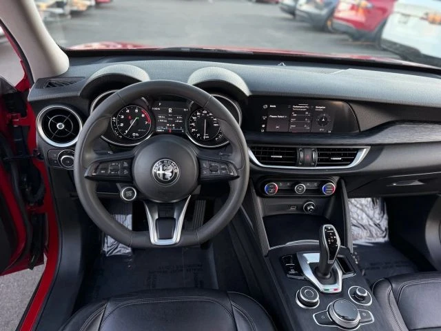 2021 Alfa Romeo Stelvio - Image 15 of 24