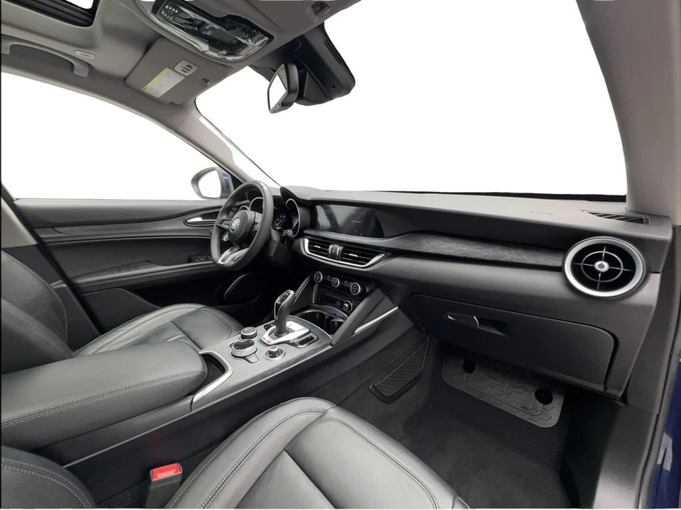 2021 Alfa Romeo Stelvio - Image 30 of 31