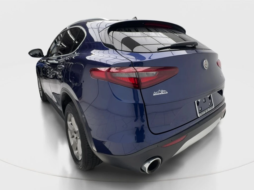 2021 Alfa Romeo Stelvio - Image 10 of 31