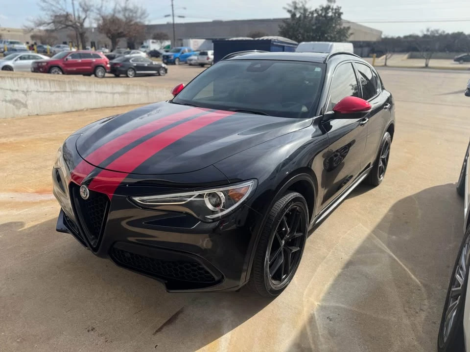 2021 Alfa Romeo Stelvio - Image 2 of 8