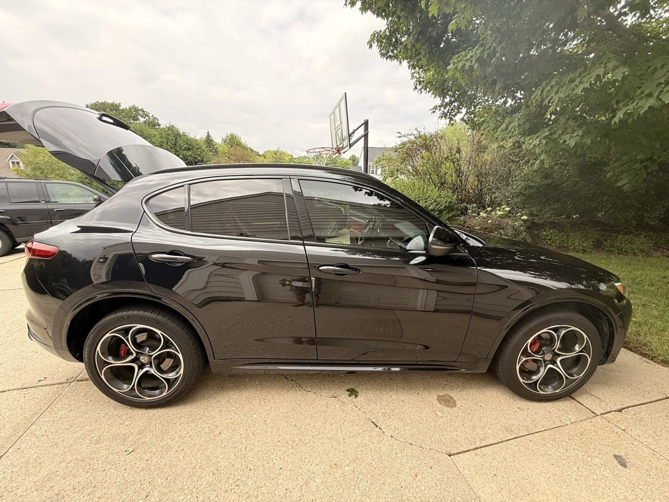 2021 Alfa Romeo Stelvio - Image 2 of 19