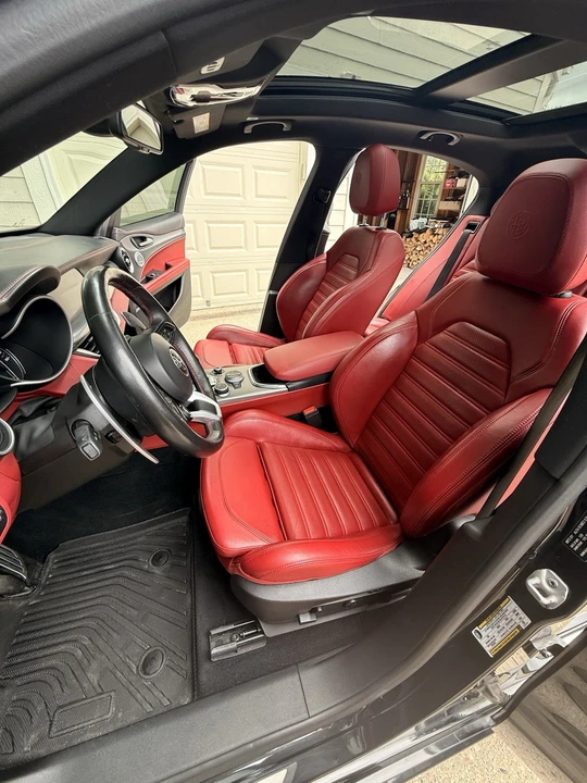 2021 Alfa Romeo Stelvio - Image 11 of 19