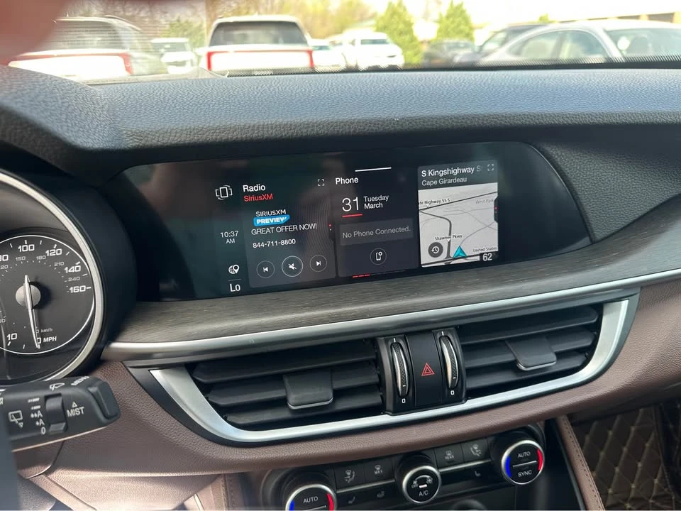 2021 Alfa Romeo Stelvio - Image 8 of 12