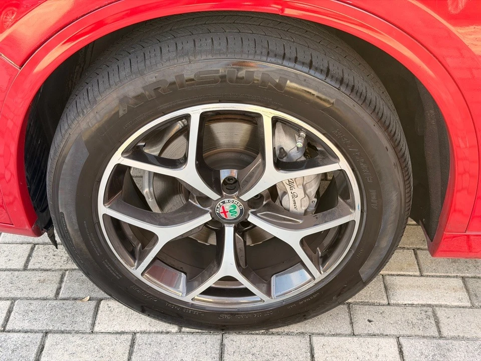 2021 Alfa Romeo Stelvio - Image 24 of 25