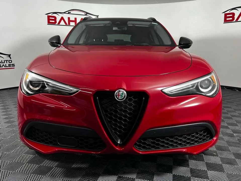 2021 Alfa Romeo Stelvio - Image 12 of 20