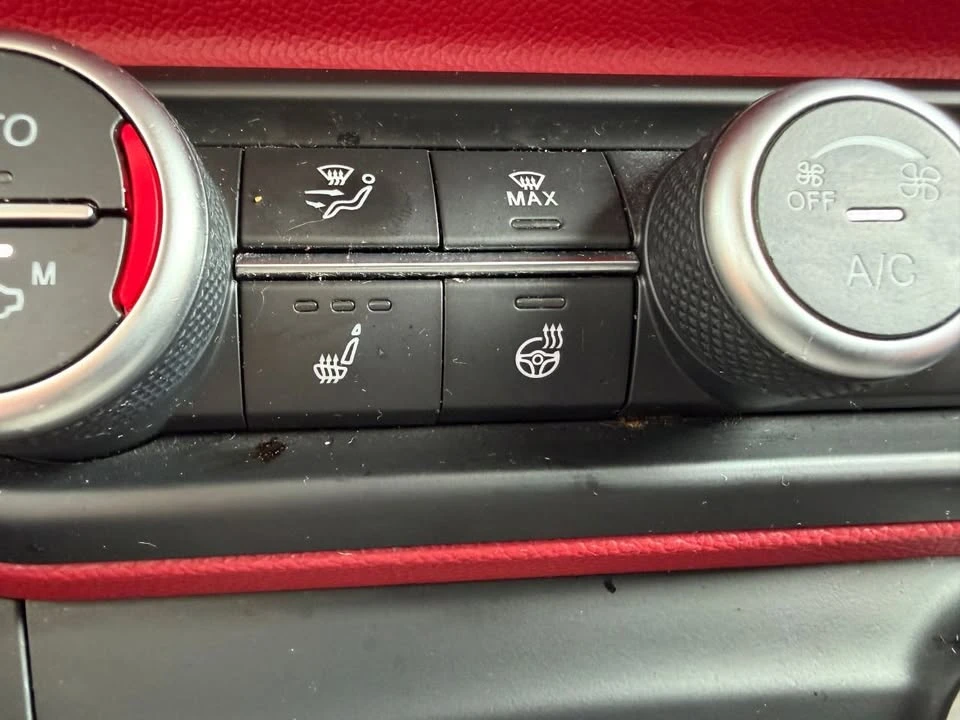 2021 Alfa Romeo Stelvio - Image 16 of 18