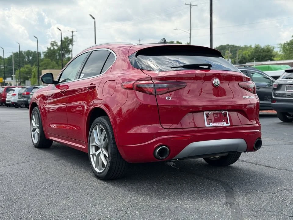2021 Alfa Romeo Stelvio - Image 4 of 18