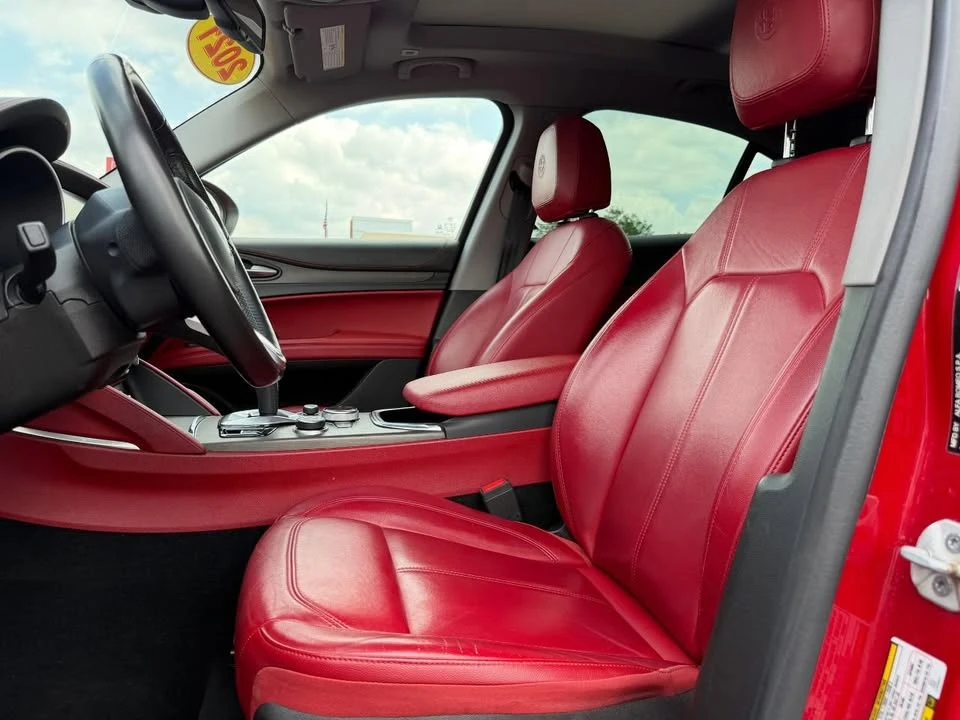 2021 Alfa Romeo Stelvio - Image 11 of 18