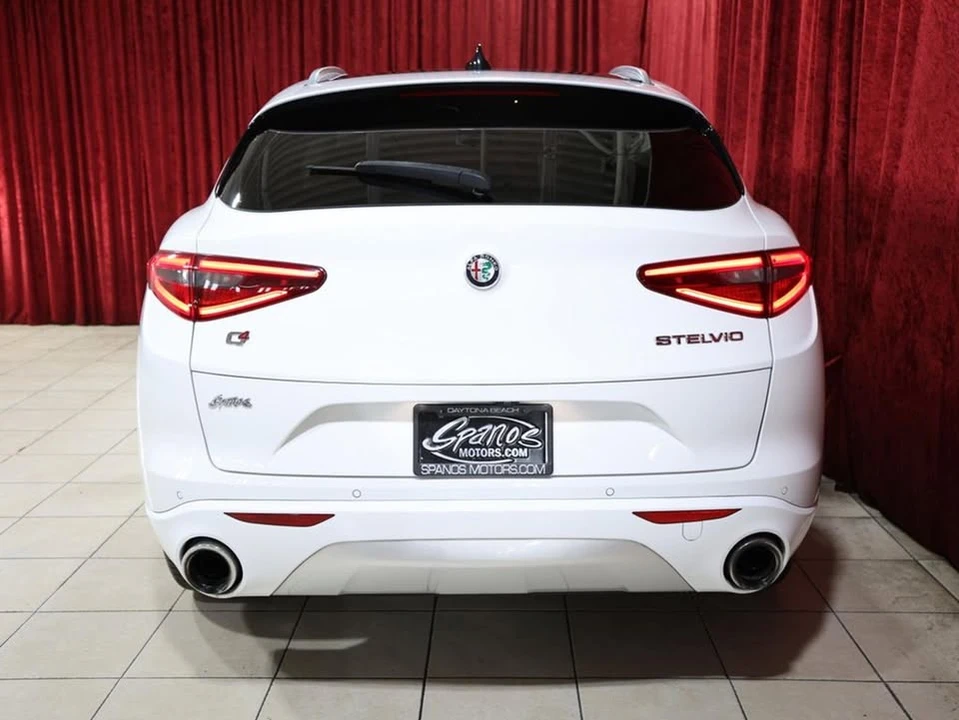 2021 Alfa Romeo Stelvio - Image 9 of 19