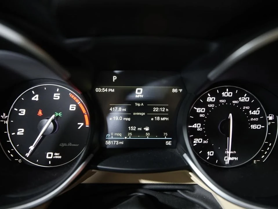 2021 Alfa Romeo Stelvio - Image 15 of 18
