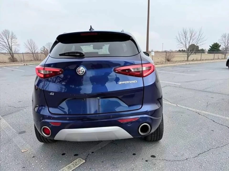 2021 Alfa Romeo Stelvio - Image 8 of 20