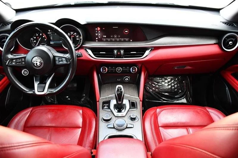 2021 Alfa Romeo Stelvio - Image 11 of 20