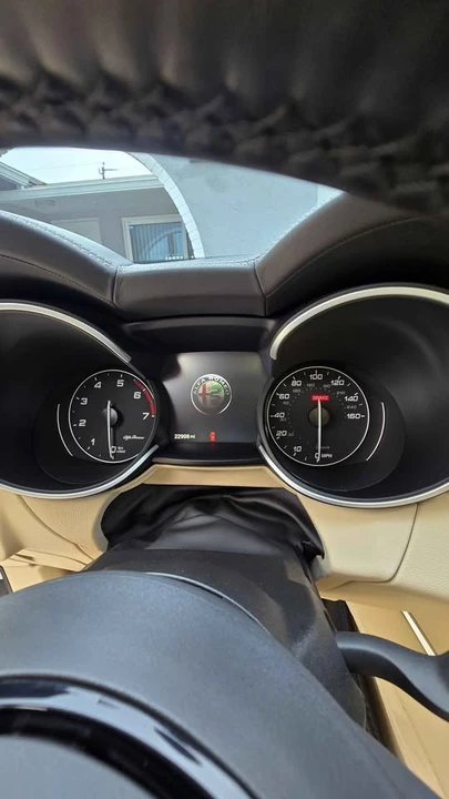 2021 Alfa Romeo Stelvio - Image 5 of 10
