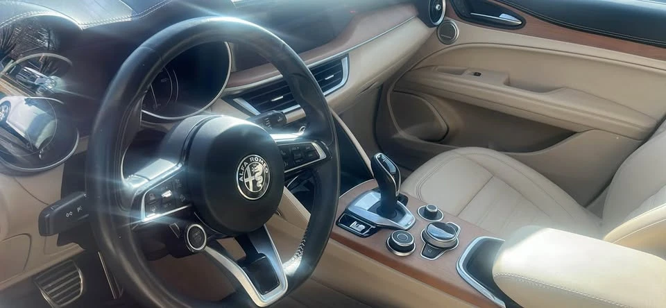 2021 Alfa Romeo Stelvio - Image 2 of 3